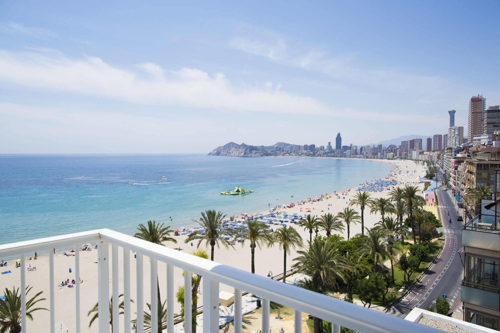 Hotel Flats Friends Mar Blau (Adults Only) Benidorm Exterior photo